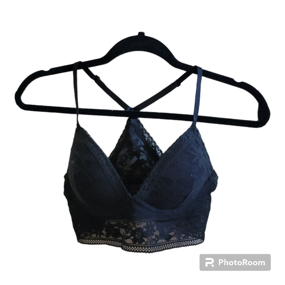 Victoria Secret Lace Wireless Lined Racerback Bralette Set Of 2 Black/White Sz M - Picture 4 of 16